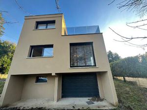 Maison moderne de 2024 à Franois