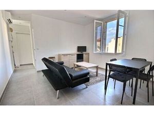 Location appartement  m² T-2 à Marseille 5  699 €