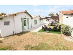 Location maison  m² T-3 à Royan  1 050 €