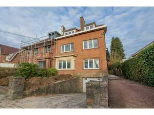 SUPERBE APPART. RENOVE - TERRASSE - JARDIN