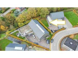 MAGNIFIQUE ENTREPOT + MAISON 3 FACADES + SHOWROOM + BUREAUX