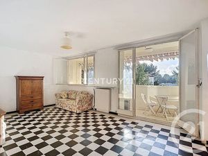 Appartement à vendre - 4 pièces - 83 69 m2 - Aubagne - 13 - PROVENCE-ALPES-COTE-D-AZUR