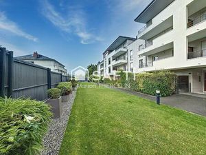 Charmant appartement en rez-de-jardin de 3 pièces avec 2 places de stationnement privatifs