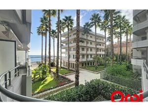 Location appartement  44.41 m² T-2 à Menton  1 590 €