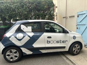 Parking en sous -sol au pide du métro