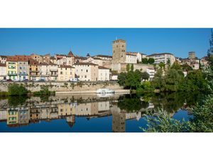 Cahors 46000 centre-ville  grande maison années 1900 de 160 m² avec jardin
