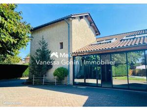 Ferme 7 pièces 250 m²