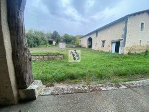 Maison et grange à réhabiliter