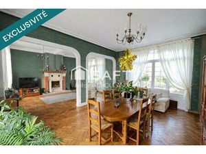 Maison familiale au vert avec parc et rivière