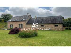 Maison de 120 m2 à la campagne sur une superficie totale de 5215 m2.