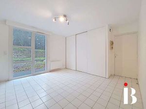 Location Appartement T1 à Carquefou (44470) : à louer T1 / 22m² Carquefou