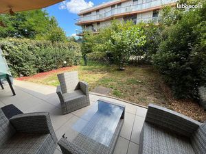 Appartement avec jardin - 3 pièces 59 m2 à Décines Charpieu