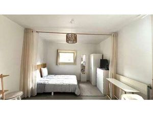 Location Appartement T1 Meublé au Mans (72000) : à louer T1 Meublé / Le Mans