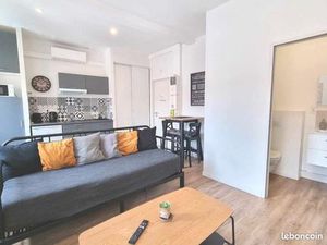 Studio meublé et climatisé au pied du métro