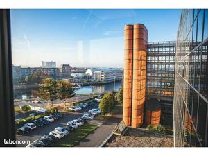 Local professionnel – 79 86 m² - Le Havre - Quai George V