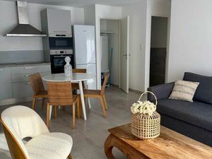 T2 meuble à l’année - pieds dand l’eau- plein sud