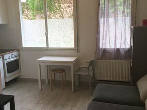 Paris 14eme Studio 20m2 dans résidence calme