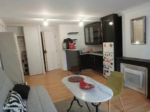 Studio 1 pièce 28 m²