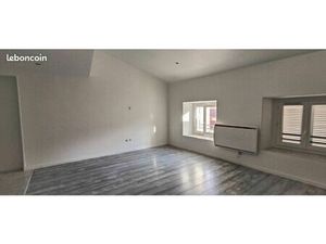 Studio 26 m2 place république