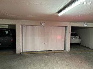 Grand box à louer à Puteaux