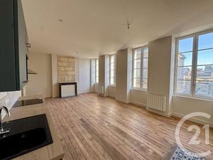 Appartement à louer - 3 pièces - 73 70 m2 - Bordeaux - 33 - AQUITAINE