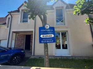 Maison à louer - 4 pièces - 108 33 m2 - Chartres - 28 - CENTRE