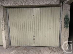 Parking à louer - 12 68 m2 - Lorient - 56 - BRETAGNE