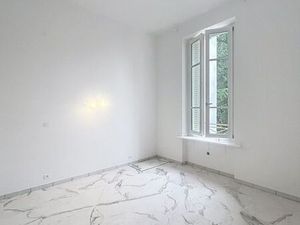Appartement F1 à louer - 1 pièce - 21 m2 - Chatel Guyon - 63 - AUVERGNE