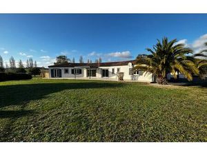 Maison Villeneuve-lès-Montréal m² T-7 à vendre  435 000 €