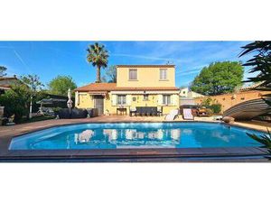 Villa 125 m² en R+1 avec piscine + spa + 575 m² de terrain