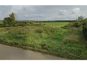 en vente Terrain constructible 49 ares – 192 000 € |Baslieux