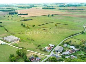 Propriete equestre de 2 112 m² à Novion-Porcien