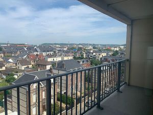 F2 - ROUEN GAUCHE - Ascenseur - balcon - parking et cave