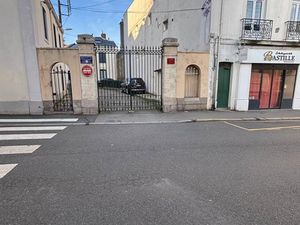 Local Commercial-Bureaux