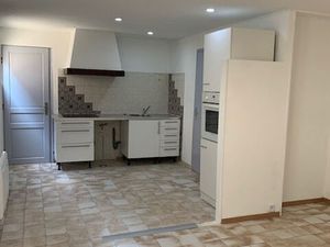 Maison de ville à louer Carcassonne allée Iéna calme avec 2 chambres et salles d'eau priva