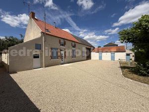 LONGERE RENOVEE + GRANGE ET DEPENDANCES - CENTRE DE MAREAU-AUX-PRES