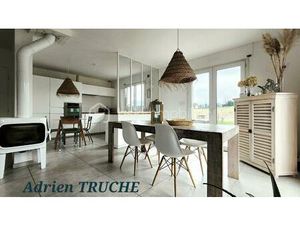 Maison de 110 m² à Sales