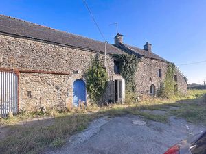 Bâtisse en pierre à fort potentiel ? Hameau calme de Theix-Noyalo