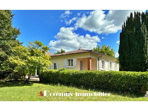 Location maison 5 pièces 97 m² à Quinsac (33360)