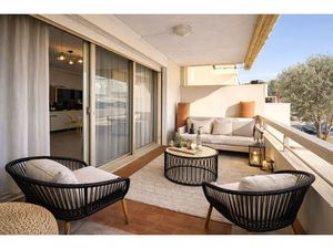 Vente appartement 3 pièces  62.00m²  Le Cannet