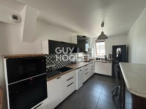 APPARTEMENT À LOUER DE 4 PIÈCES DE 85 38 M²