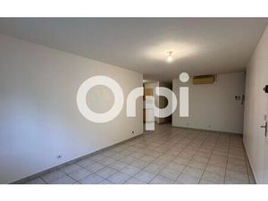 Location appartement  m² T-3 à Beaurepaire  580 €