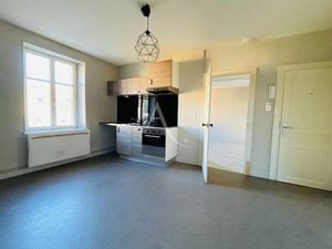 LA MAISON PERCHEE L'ADRESSE