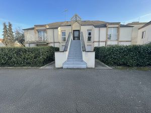 OLIVET CENTRE T3  JARDIN  GARAGE