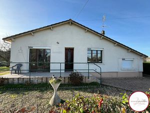 Maison de plainpied 86m² avec garage et jardin - CHARENTON DU CHER