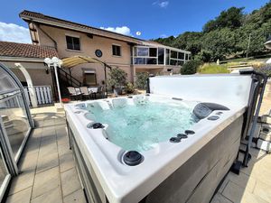 Maison familiale de 4 pièces et appartement indépendant