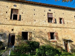 Dpt Gers (32)  à vendre BASSOUES maison P7 de 200 m² - Terrain de 1 525 00 m²