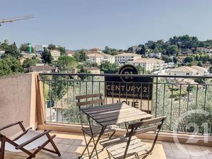 Appartement F4 à louer - 4 pièces - 78 01 m2 - Grasse - 06 - PROVENCE-ALPES-COTE-D-AZUR