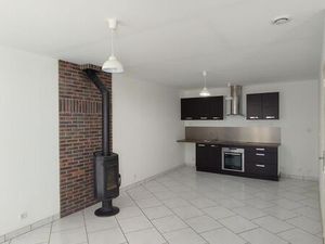 Maison à louer - 4 pièces - 79 50 m2 - Neuville Aux Bois - 45 - CENTRE