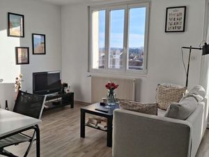 Beau T2 non meublé avec balcons